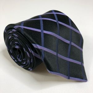 Donald J Trump Mens 100% silk tie purple black